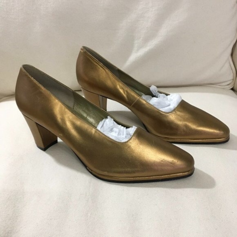 Elegant Gold Women's Heels